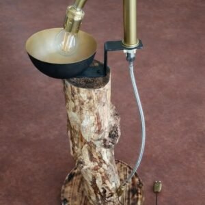 Lámpara de Pie “Tronco Forjado”